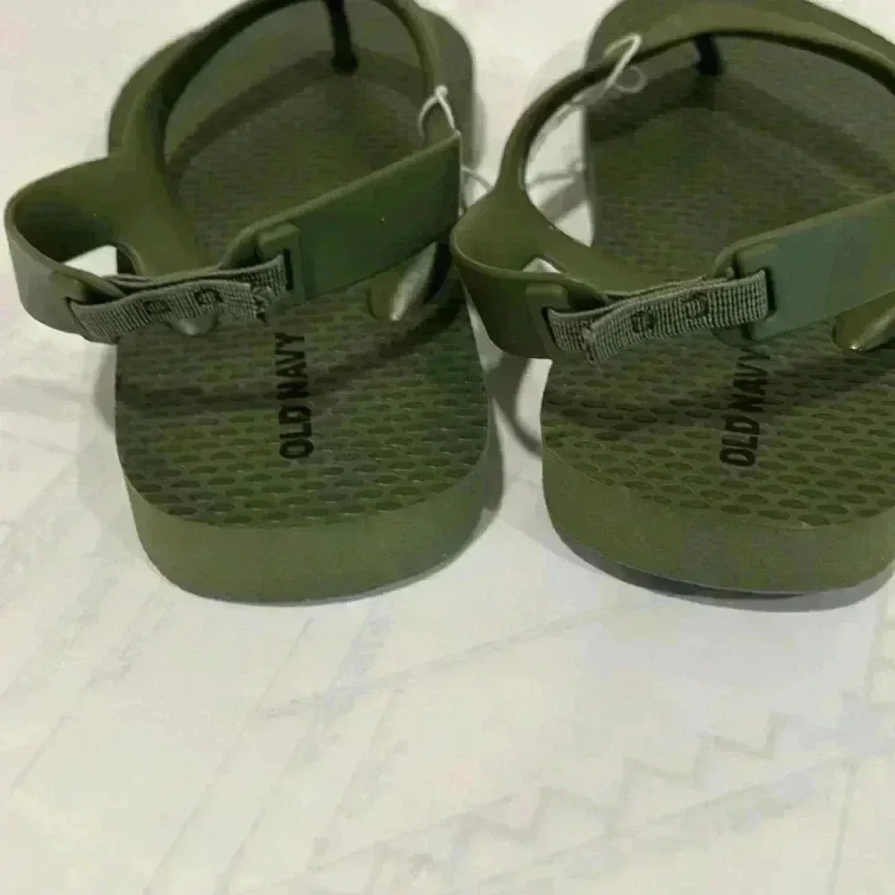 Old Navy Toddler Flip Flops - NEW
